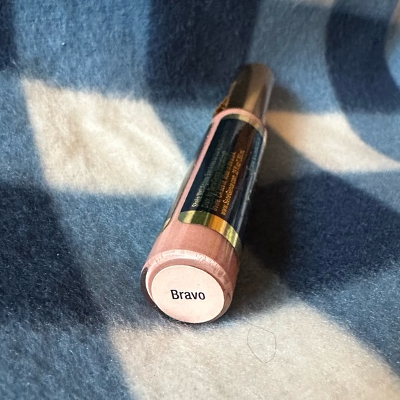 LipSense by SeneGence- Bravo - Picture 2 of 2